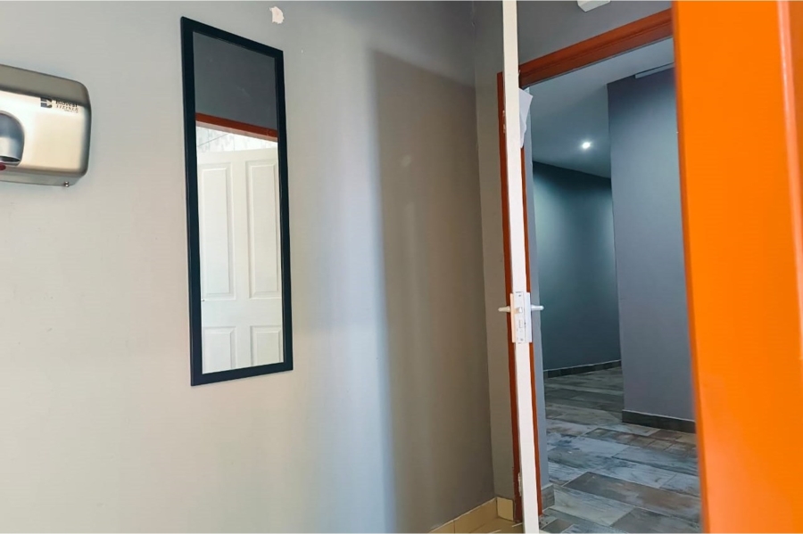 To Let commercial Property for Rent in Mogwase North West